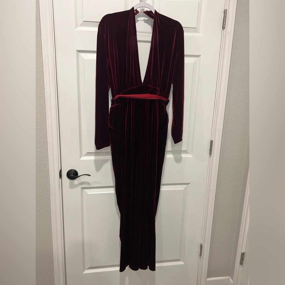 Liam & Co‎ Wide Leg Plunging Neckline Jumpsuit XL Velvet Deep Red Open Back